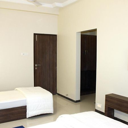 Oyo 4316 Hotel Sai Empire Širdi Exteriér fotografie