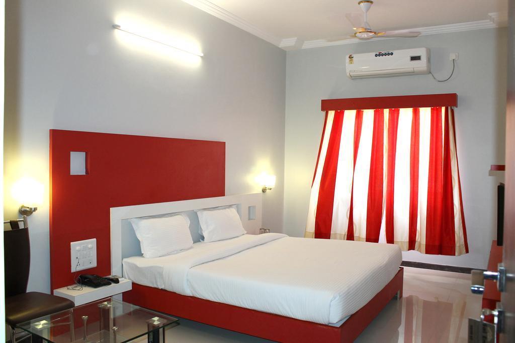 Oyo 4316 Hotel Sai Empire Širdi Pokoj fotografie