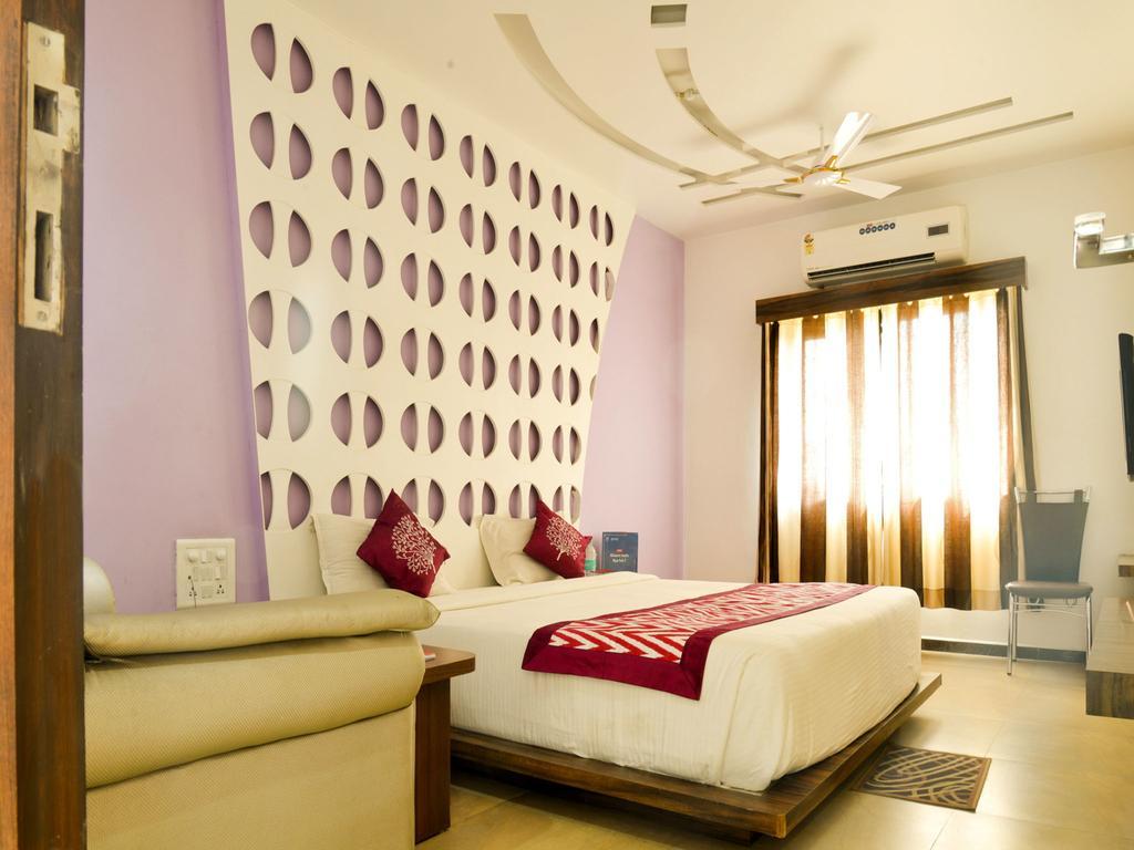 Oyo 4316 Hotel Sai Empire Širdi Exteriér fotografie