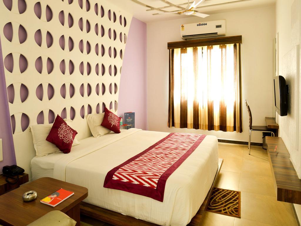 Oyo 4316 Hotel Sai Empire Širdi Exteriér fotografie